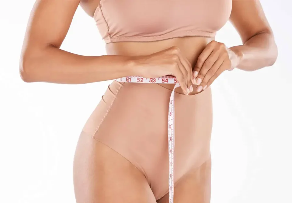 Mon ventre sera-t-il plat après une abdominoplastie ?